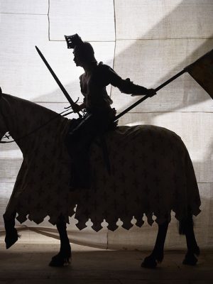 Jeanne à cheval, série L’Epopée de Jeanne d’Arc, 2016 © DR